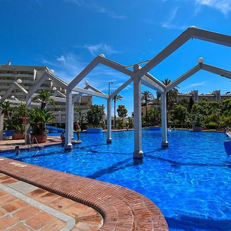 Benal Beach, Luxury Sea & Mountain View Beachside 1 Bedroom Apartment ベナルマデナ エクステリア 写真