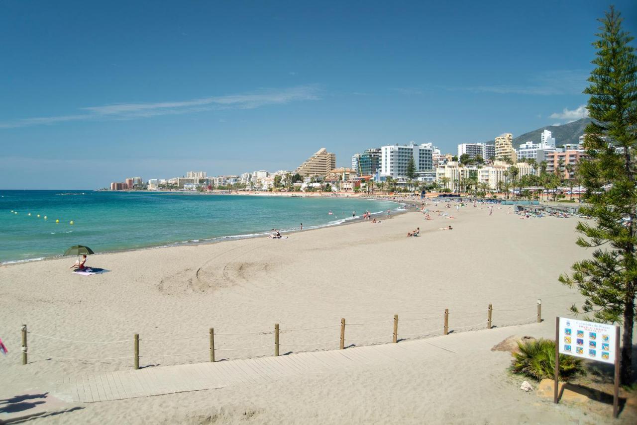 Benal Beach, Luxury Sea & Mountain View Beachside 1 Bedroom Apartment ベナルマデナ エクステリア 写真