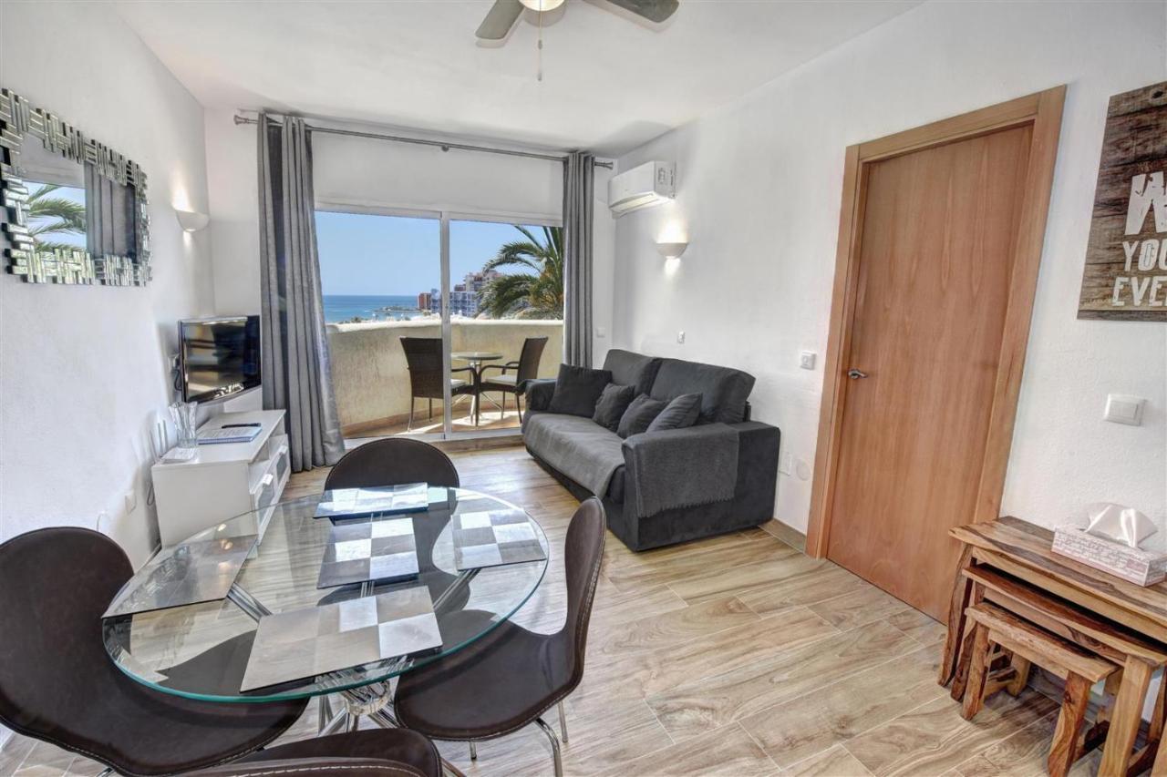 Benal Beach, Luxury Sea & Mountain View Beachside 1 Bedroom Apartment ベナルマデナ エクステリア 写真