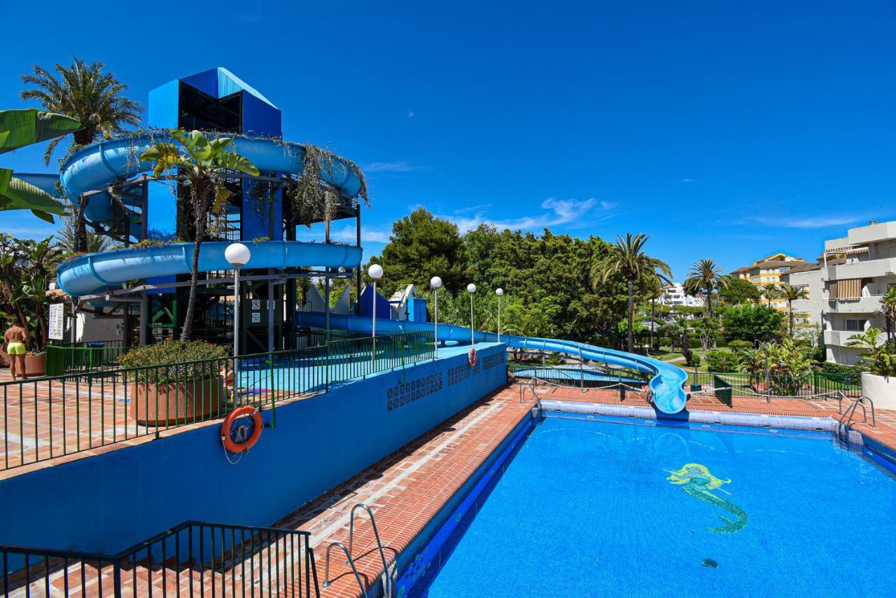 Benal Beach, Luxury Sea & Mountain View Beachside 1 Bedroom Apartment ベナルマデナ エクステリア 写真