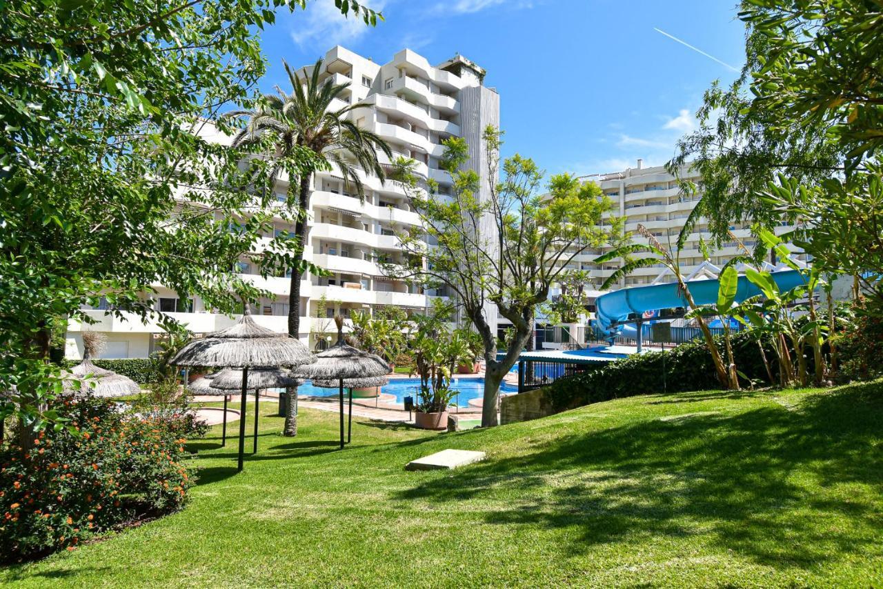 Benal Beach, Luxury Sea & Mountain View Beachside 1 Bedroom Apartment ベナルマデナ エクステリア 写真